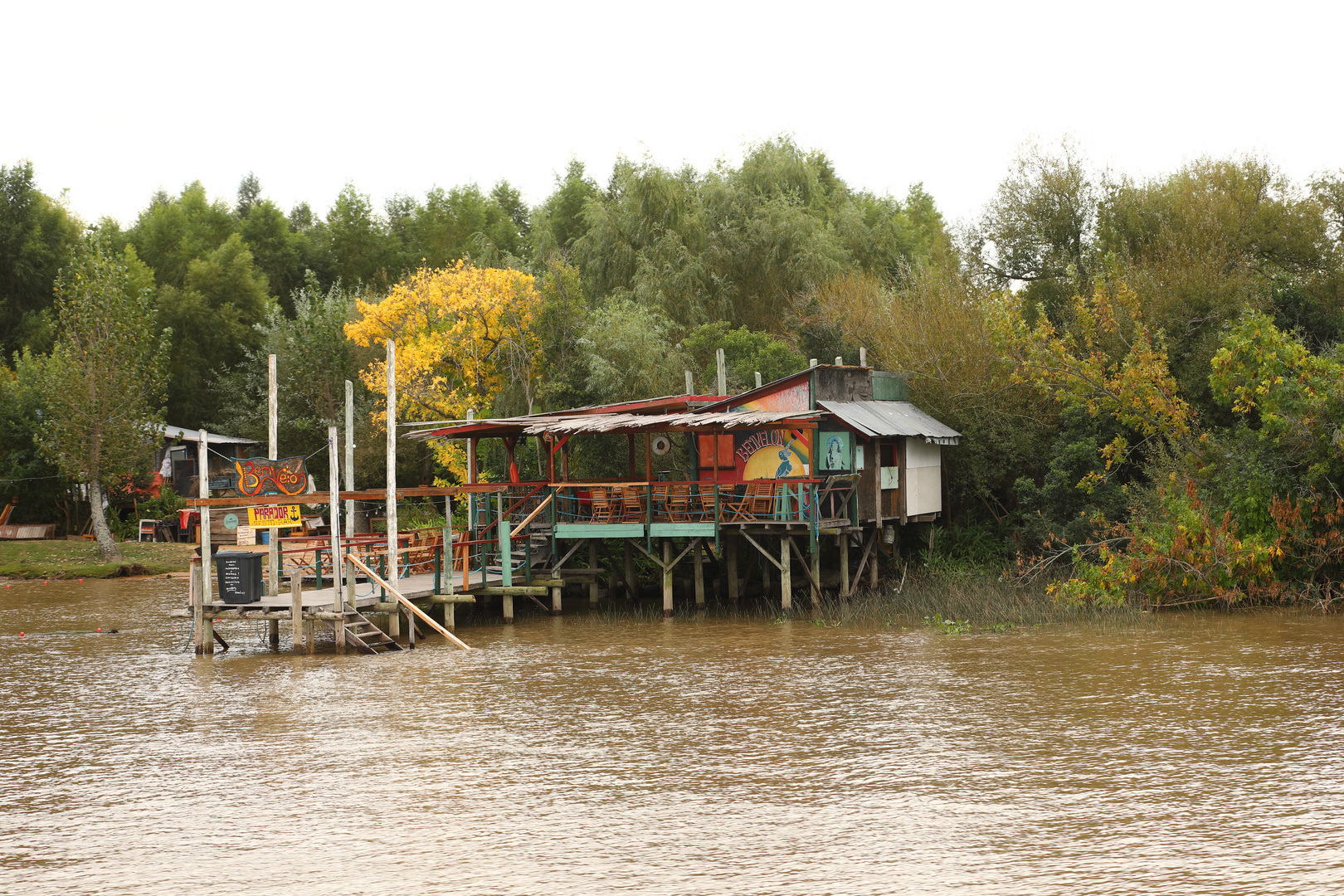 Restaurant - Bar im Tigre-Delta