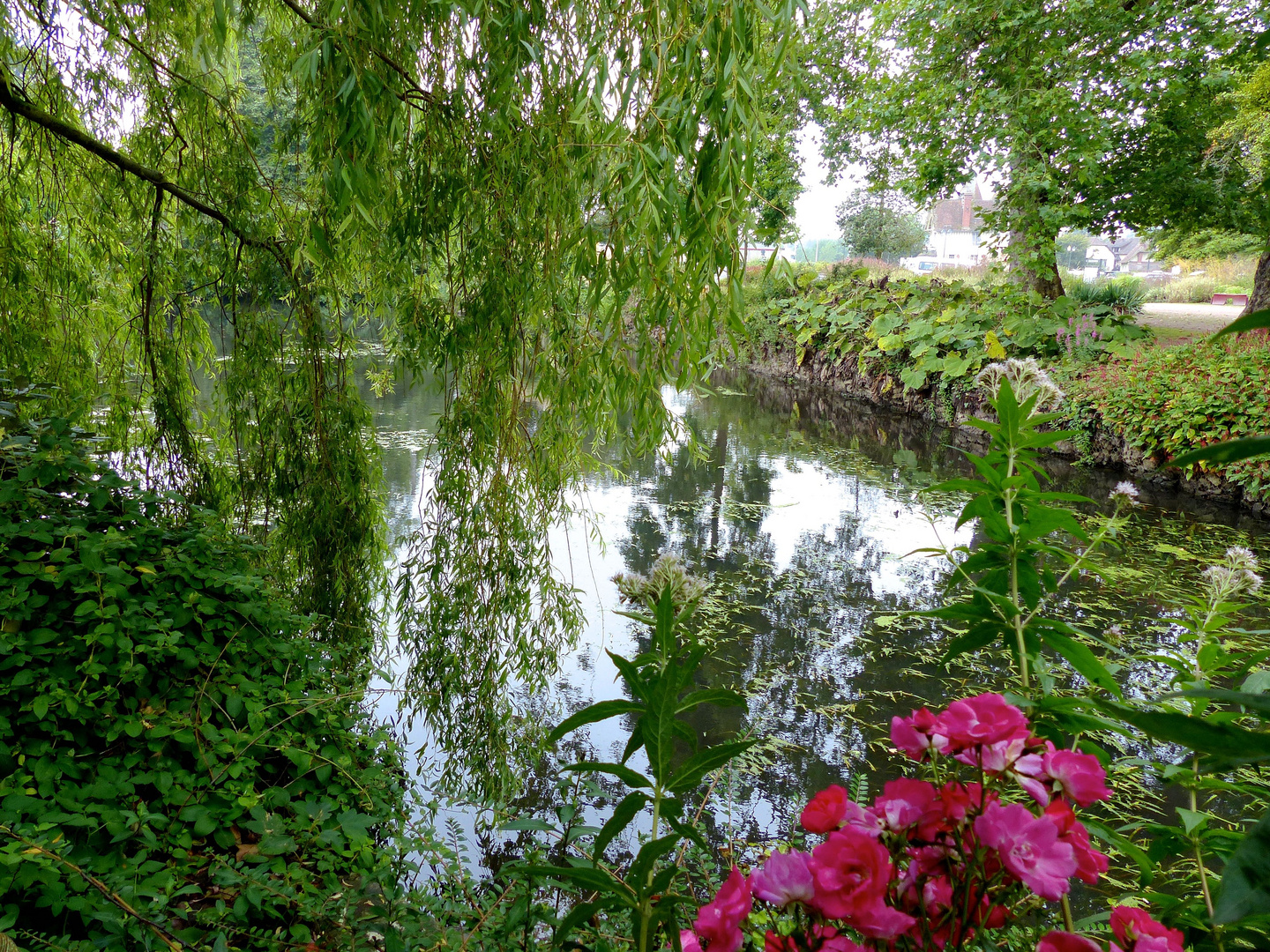 Restaurant moulin près de Bayeux avant la visite des tapisseries.