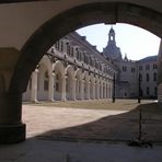 Restauriertes Dresden - Altstadt: der Stallhof