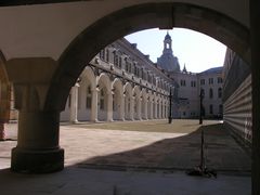 Restauriertes Dresden - Altstadt: der Stallhof