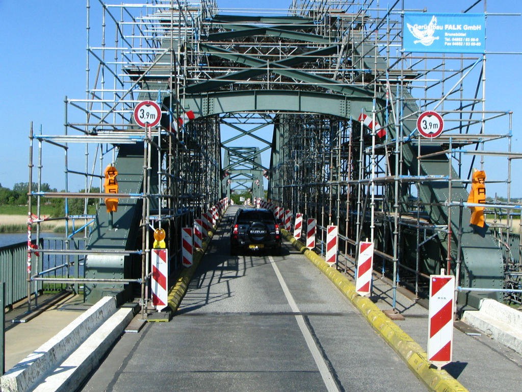 Restaurierung der Eider-Brücke bei Friedrichstadt