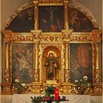 Retable d’une chapelle latérale  --  Eglise Sant Corneli y Sant Cebria d’Ordino (Andorre)