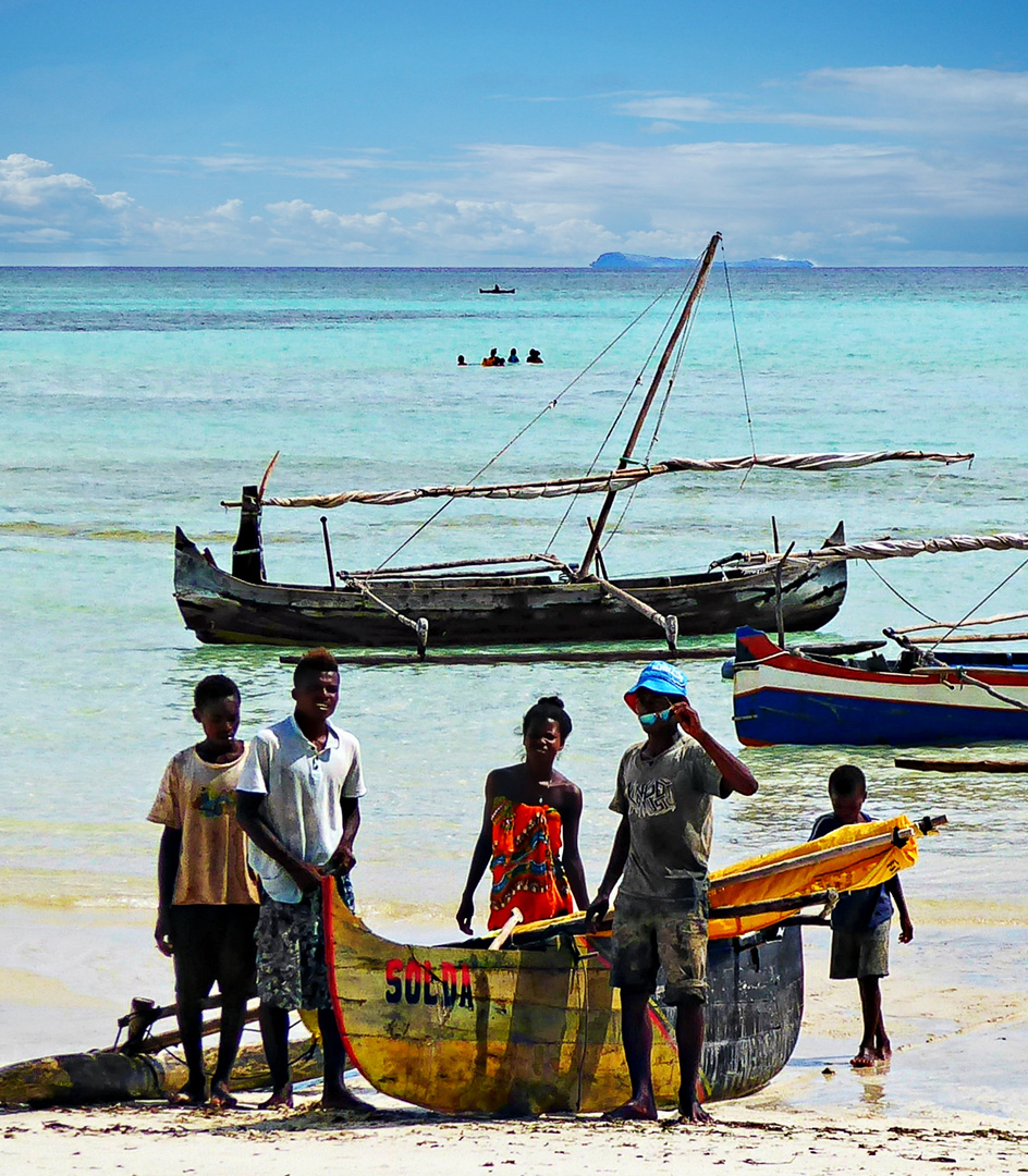 retour de pêche à nosy iranja