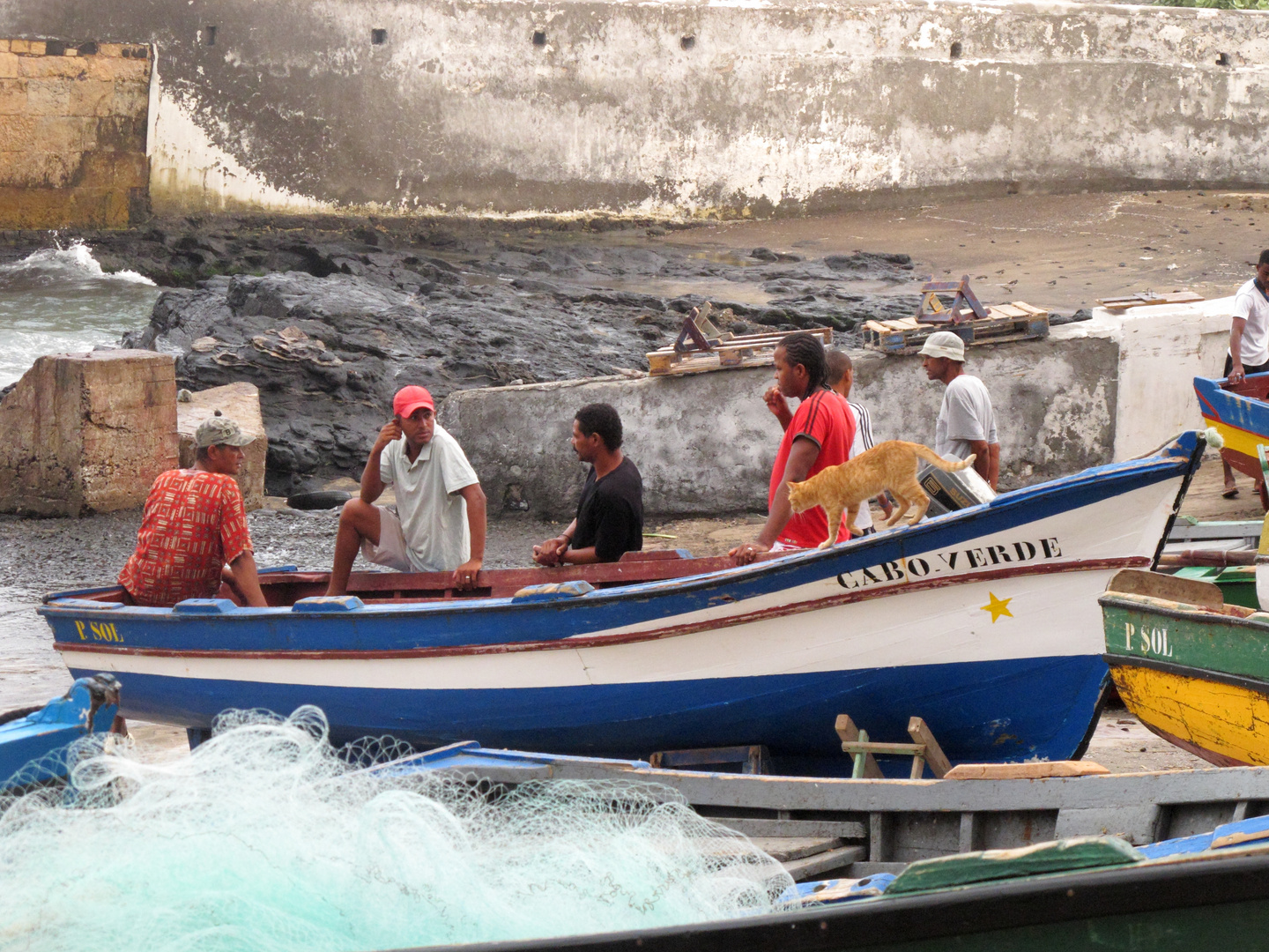 Retour de pêche à Ponto do Sol