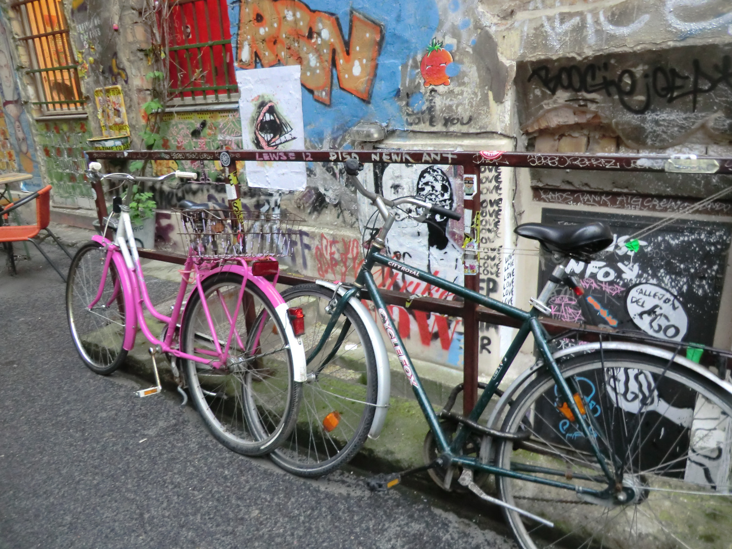 Retro-Fahrräder im Kunstviertel