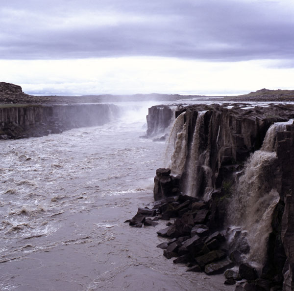 Rettarfoss Island