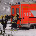 Retter in der Schneeklemme