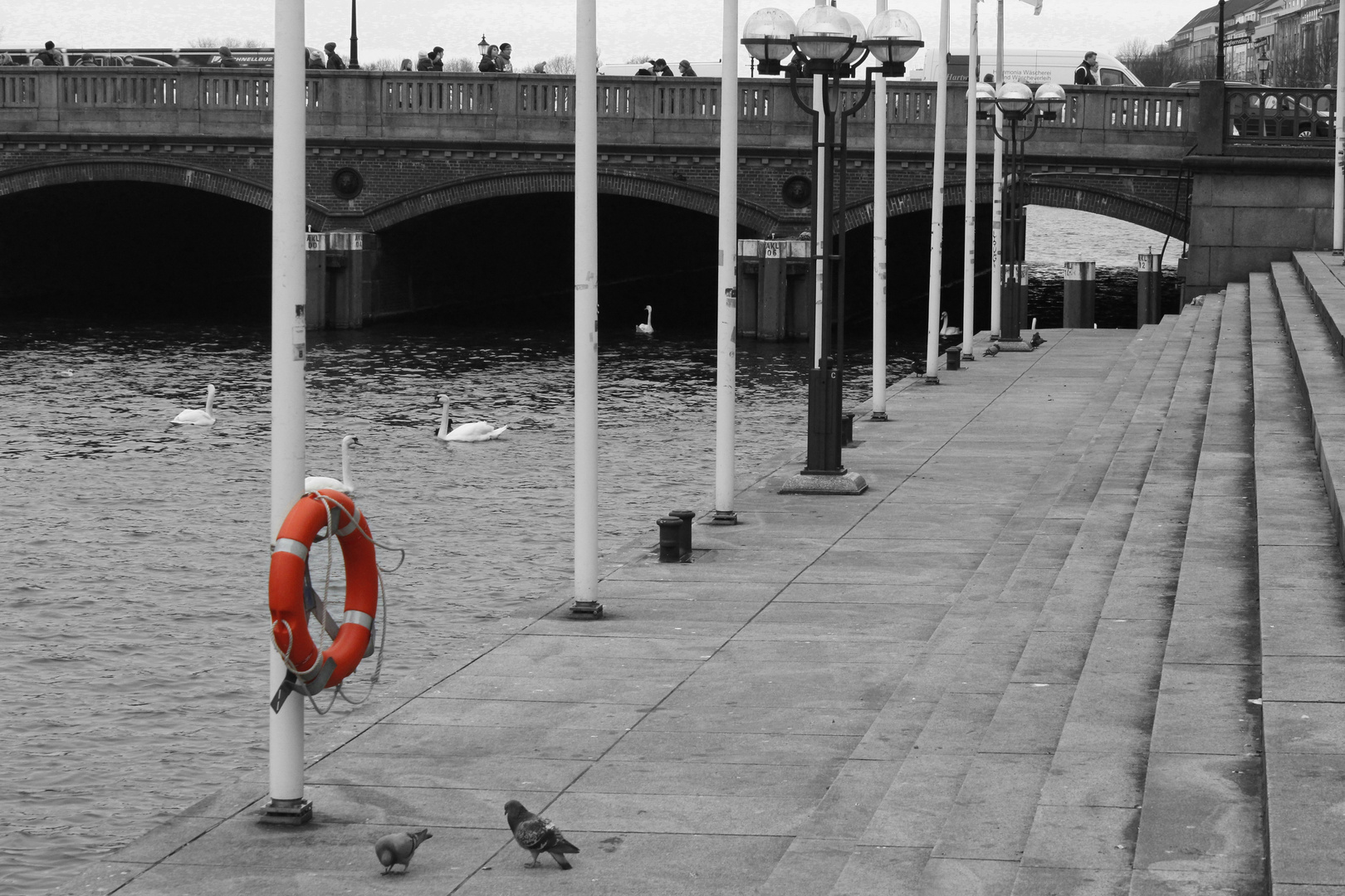 Rettung an der Alster