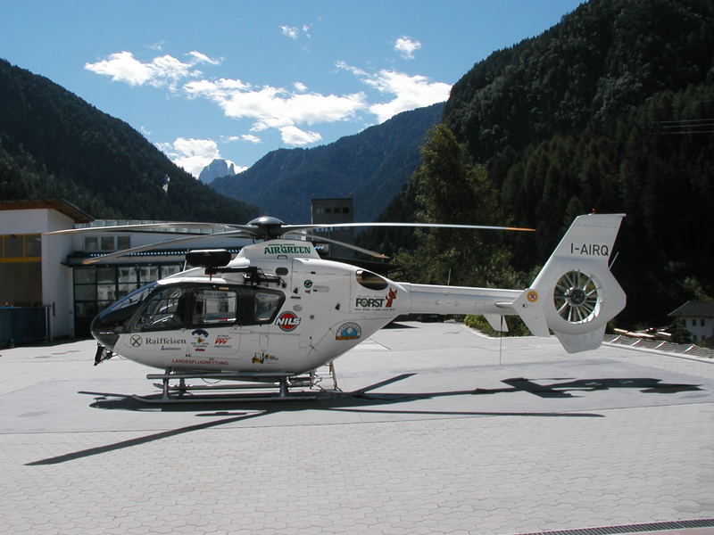 Rettungshubschrauber bereit zum Start.