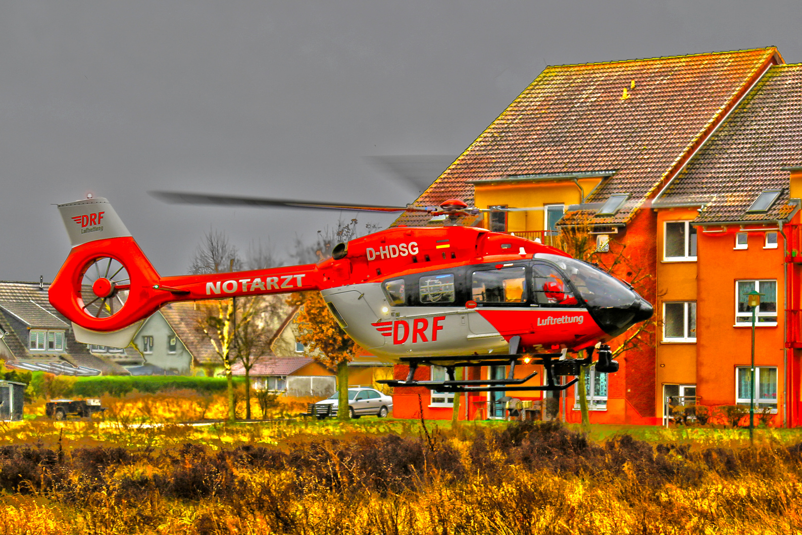 Rettungshubschrauber Christoph 64 Foto Bild Hdr Fliegen Rettung Bilder Auf Fotocommunity