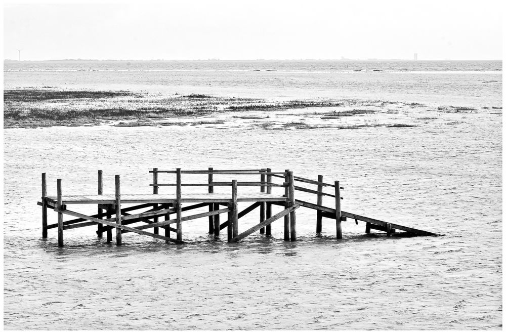 Rettungssteg; Salzwiesen St.Peter Ording