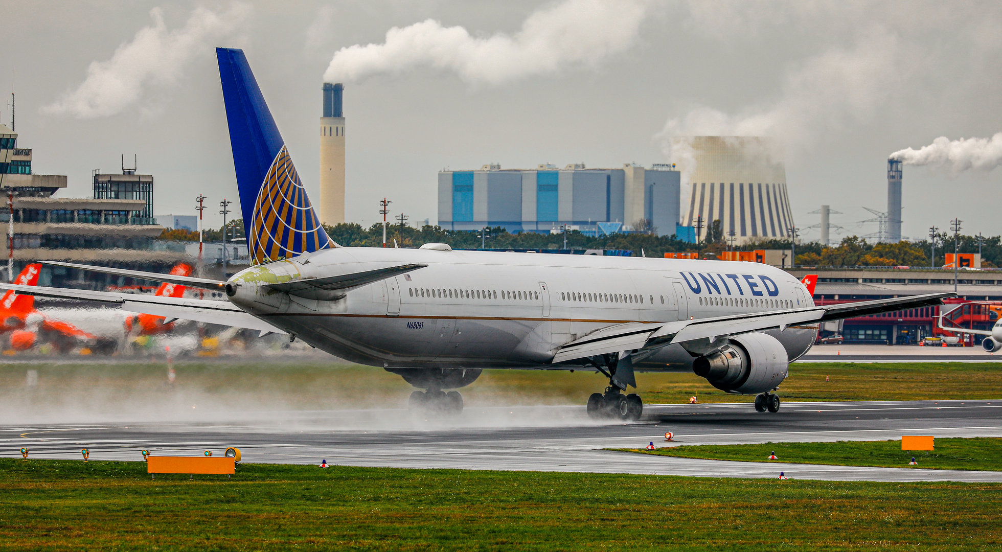 Return flight to Newark Foto & Bild world, berlin, natur Bilder auf