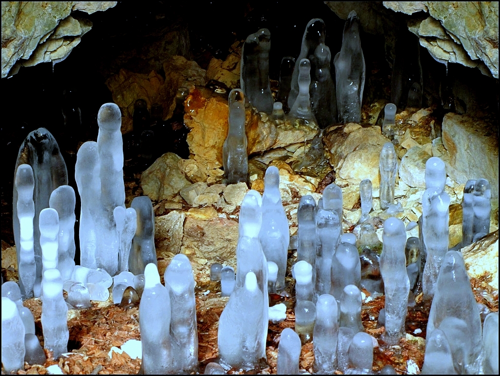 Réunion glaciale dans la grotte !!!!!