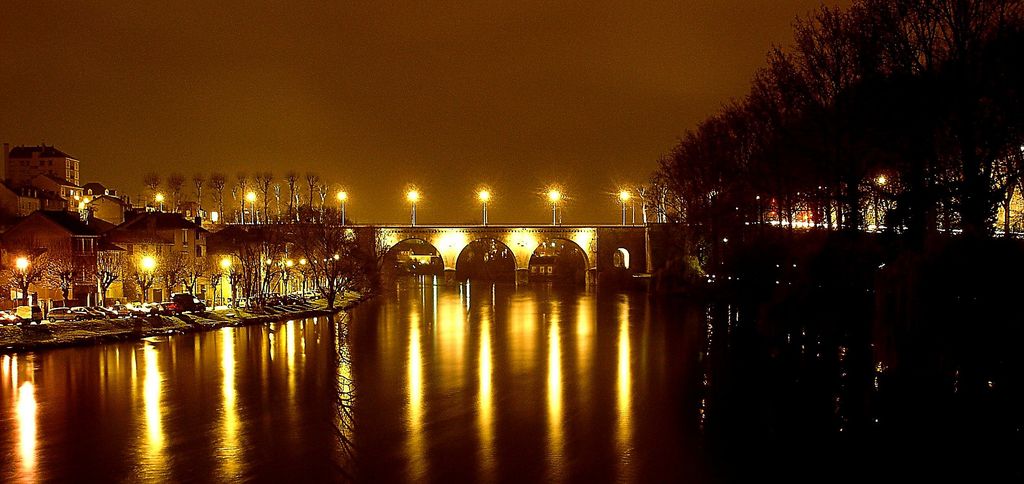 réverbères sur Vienne