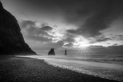 [reynisdrangar...]