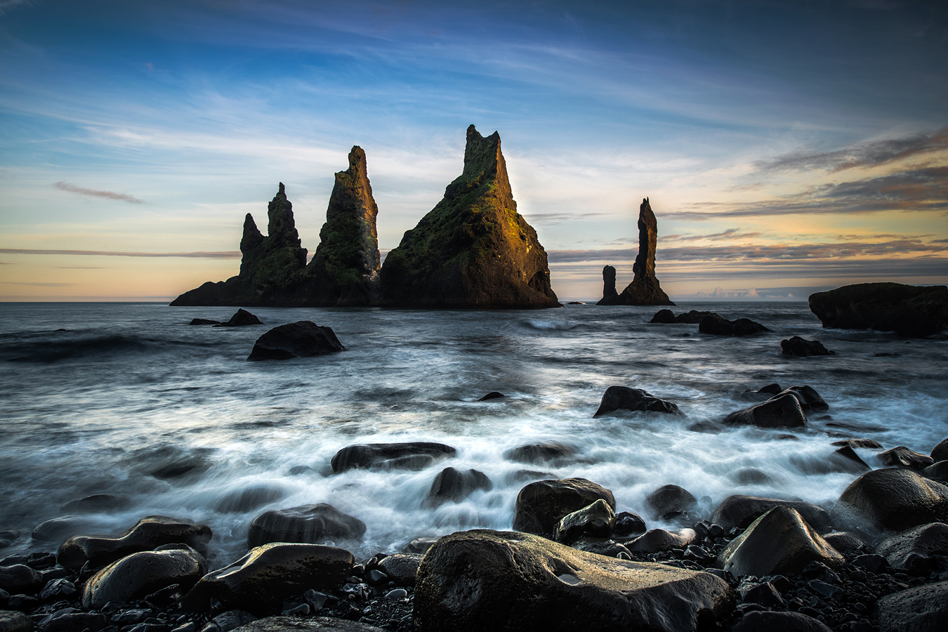 [ Reynisdrangar ]