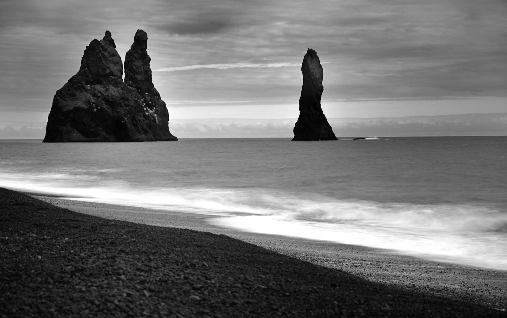 Reynisdrangar 3