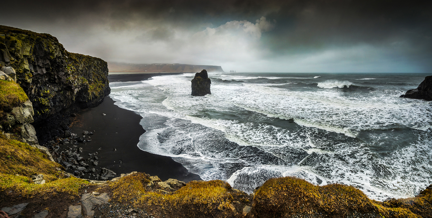 [ reynisfjara ]