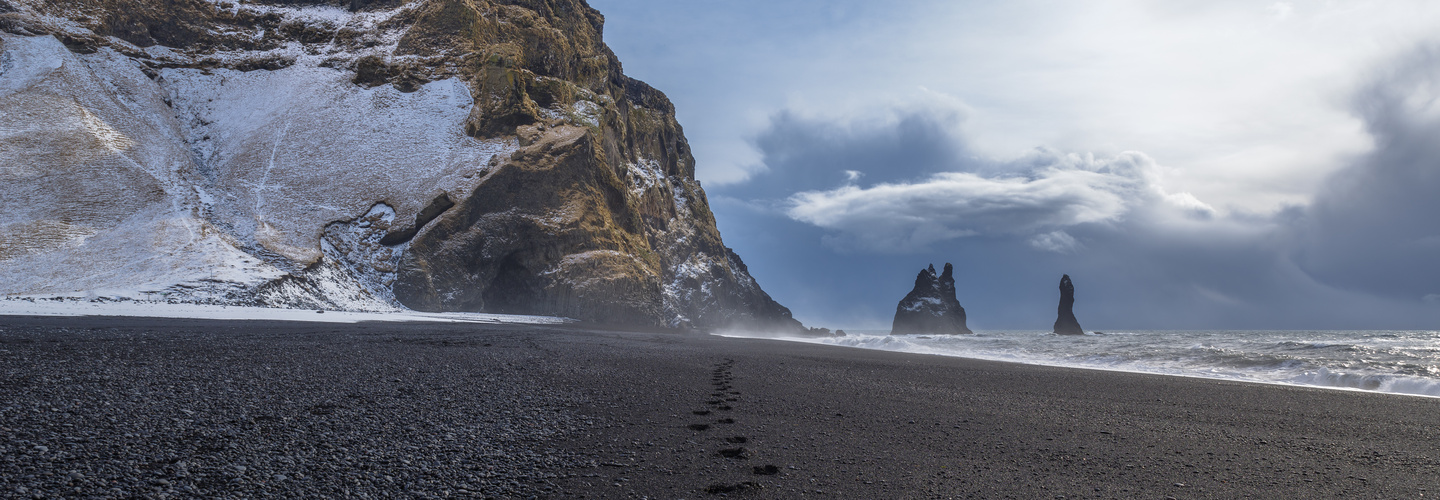 Reynisfjara Beach - Black Sand Beach