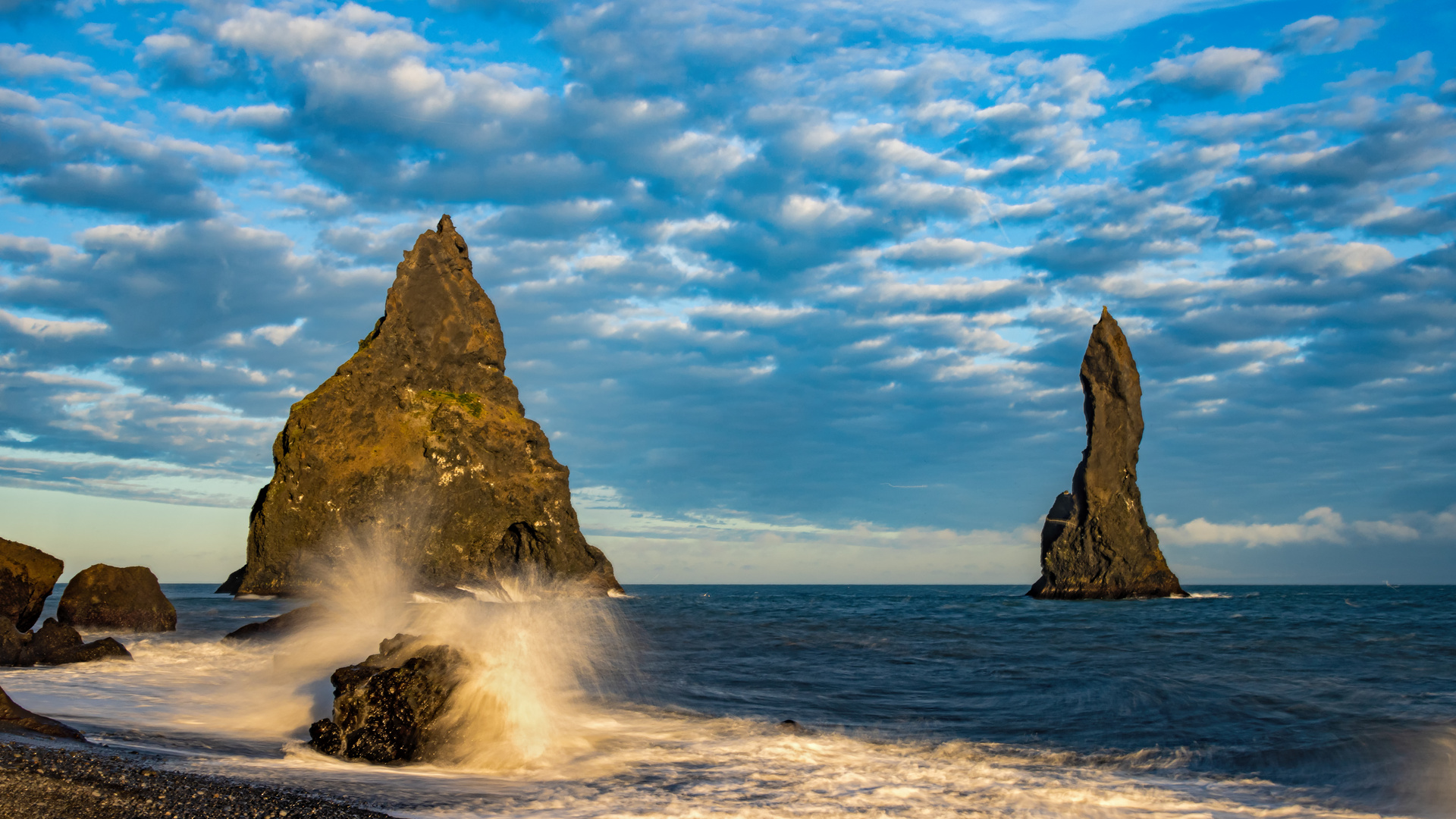 Reynisfjara / Island