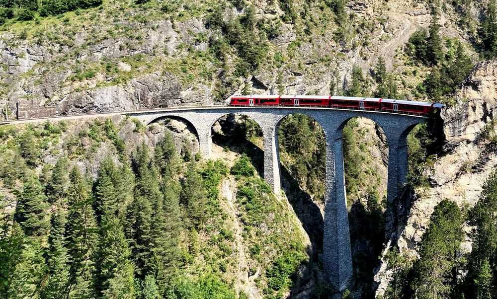 Rhätische Bahn ,