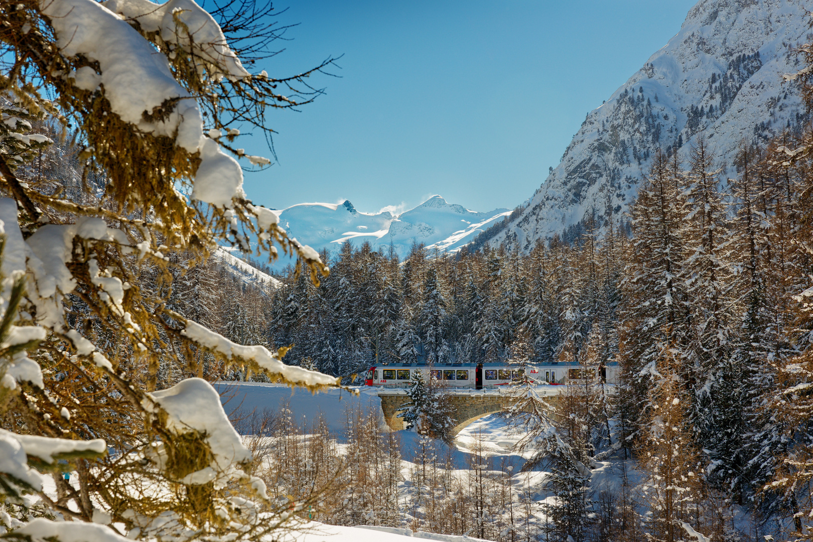 Rhätische Bahn im Val Roseg