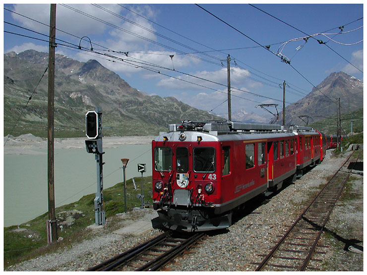 RhB auf dem Berninapass 2328 m.ü.M