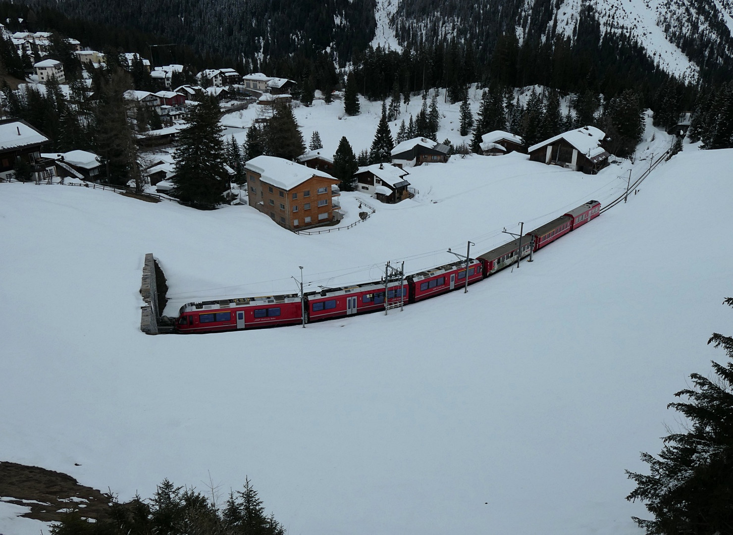 Rhb in Arosa vor Arosatunnel