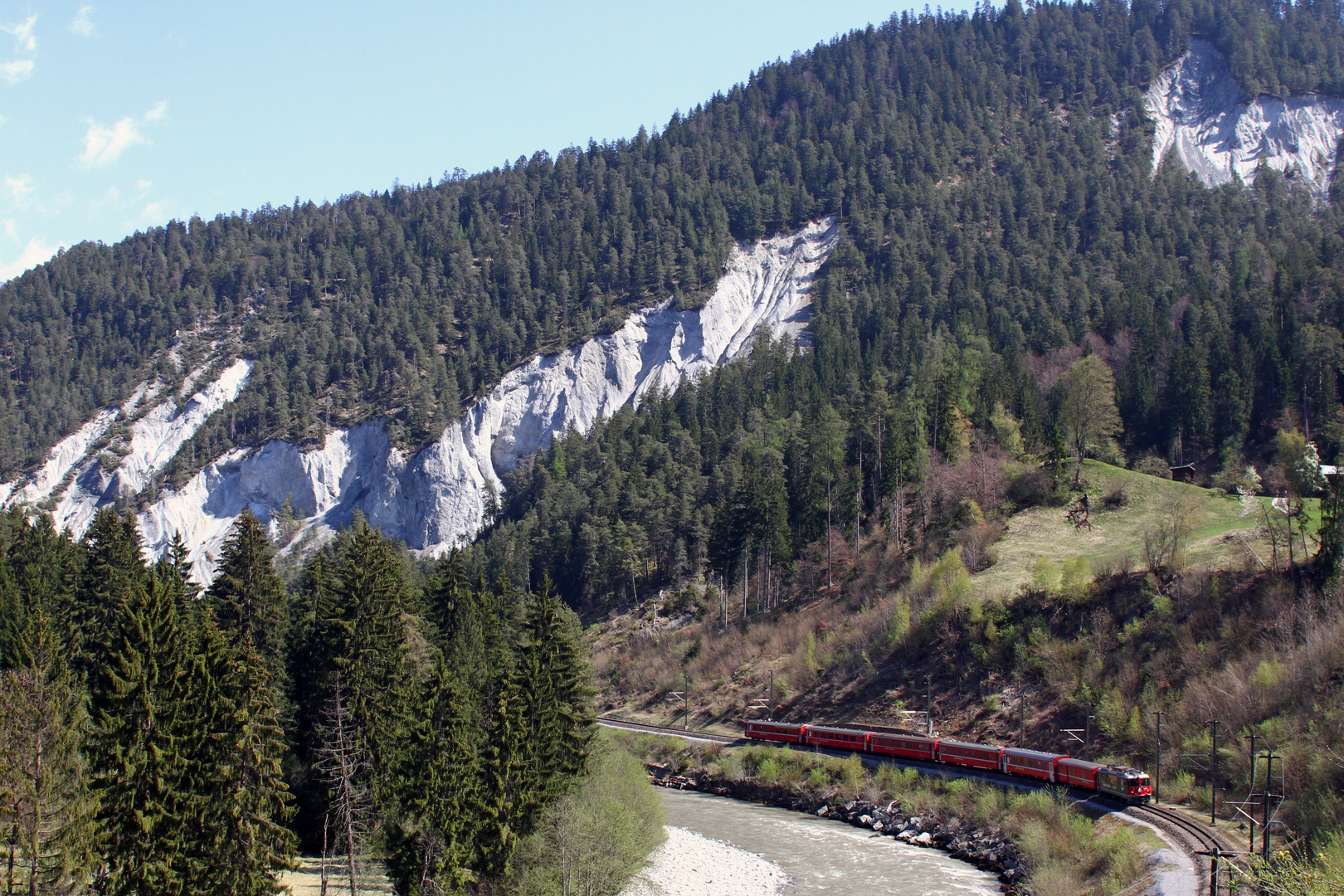 RhB in der Ruinaulta GR