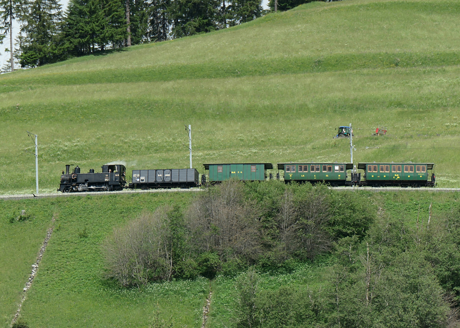 RhB Nostalgiefahrt Dampflokomotive "Heidi" in Bergün