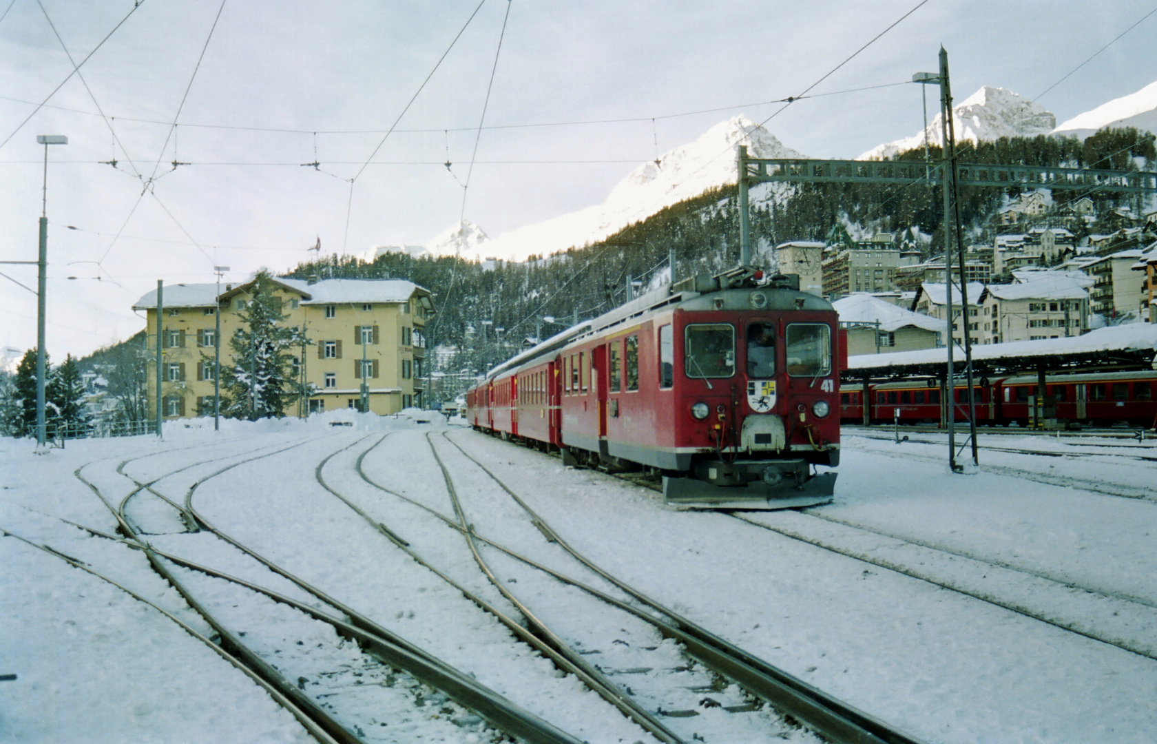 RhB-Zug 415 nach Tirano in St. Moritz