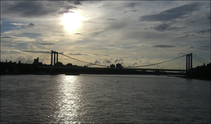 Rhein bei Köln