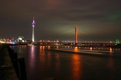 Rhein bei Nacht