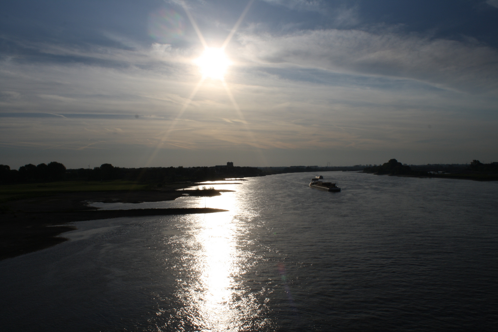 Rhein bei Rees