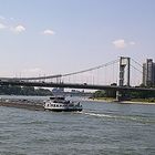 Rhein, Brücke und Job