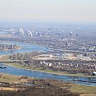 Rhein, Duisburg und Krupp aus der Luft gesehen