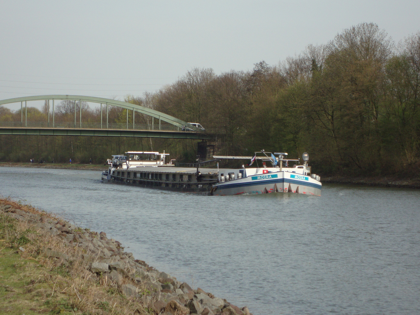 Rhein-Herne- Kanal im Betrieb:-))))