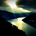 Rhein im Scheinwerferlicht