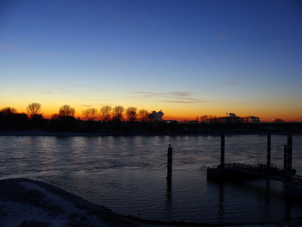 Rhein im Winter