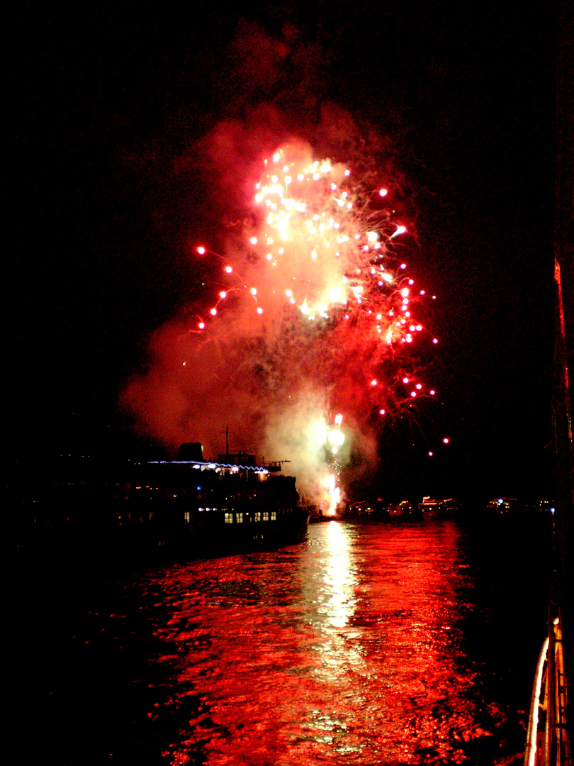 Rhein in Flammen