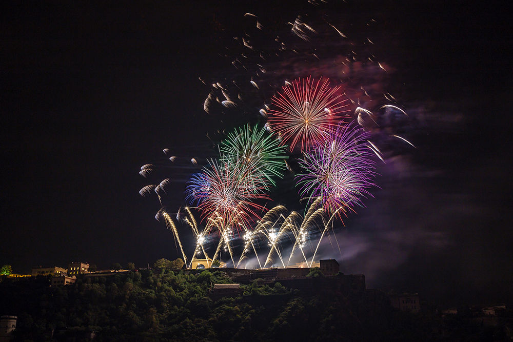 Rhein in Flammen 2015 - Feuerwerk von der Festung Ehrenbreitstein (2)