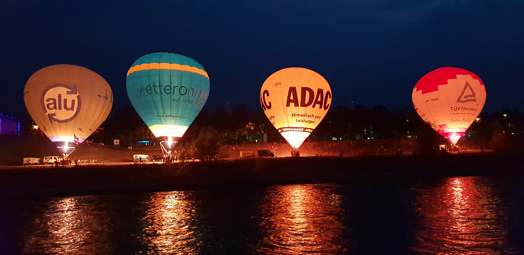 Rhein in Flammen