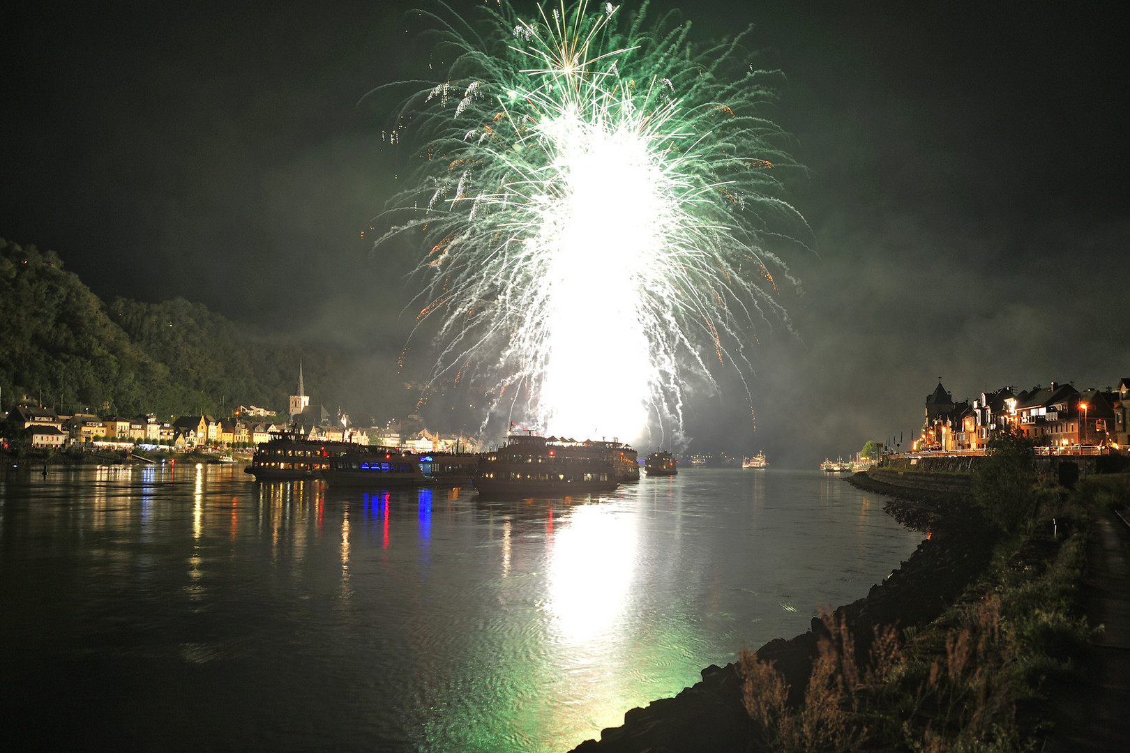 Rhein-in- Flammen