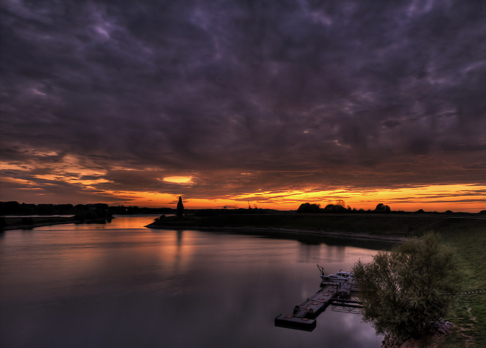 Rhein in Flammen