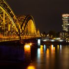 Rhein in Köln bei Nacht