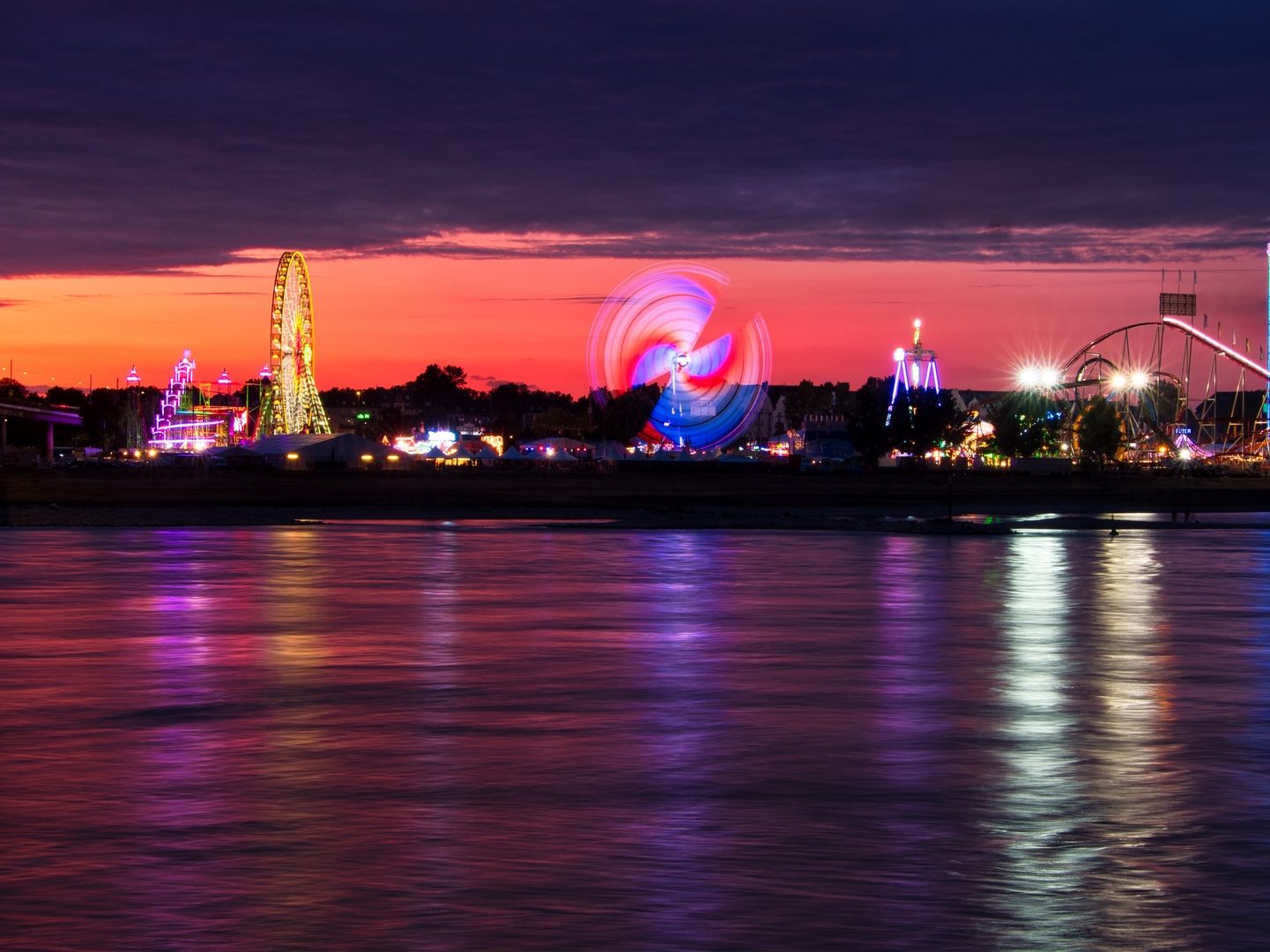 Rhein-Kirmes