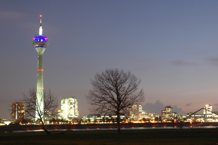 Rhein-Medienhafen Abendstimmung