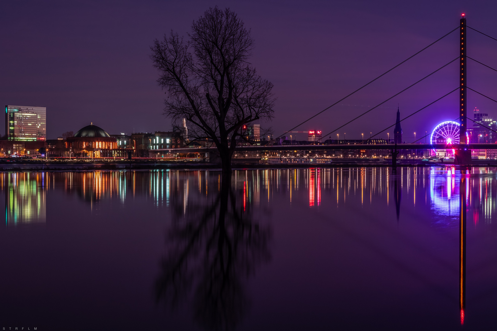 Rhein-night