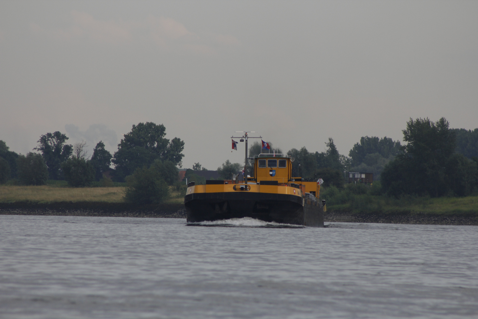 Rhein Schifffahrt 11