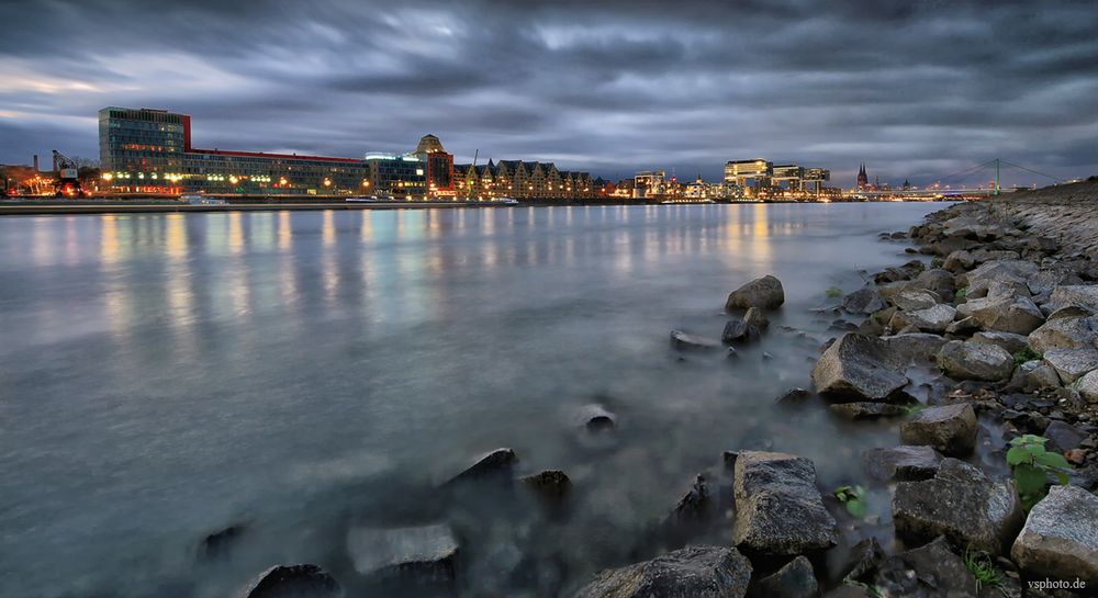 Rhein und Köln